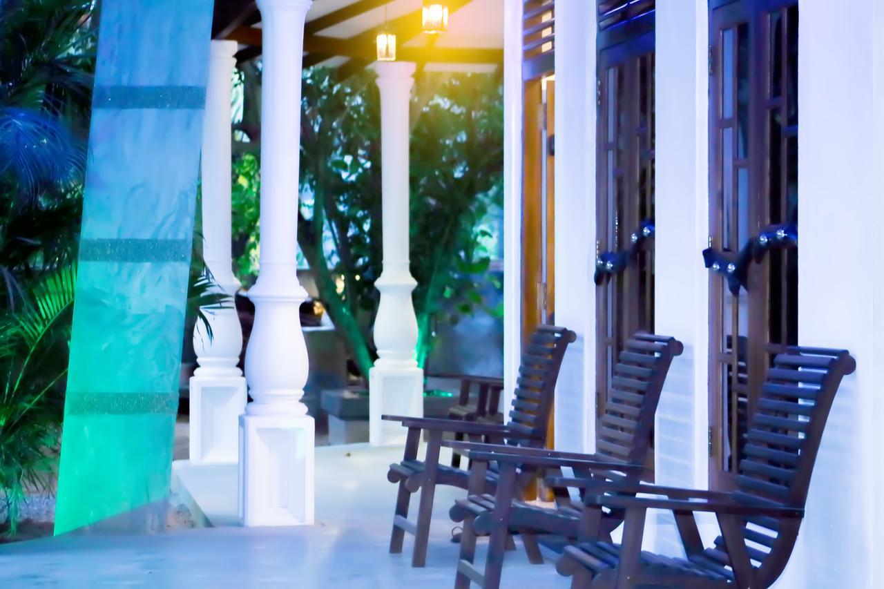Induwara Safari Resort Удавалаве Экстерьер фото