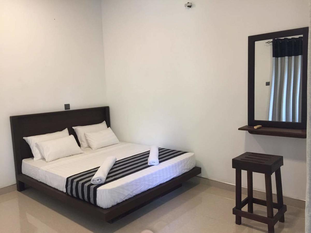 Induwara Safari Resort Удавалаве Экстерьер фото